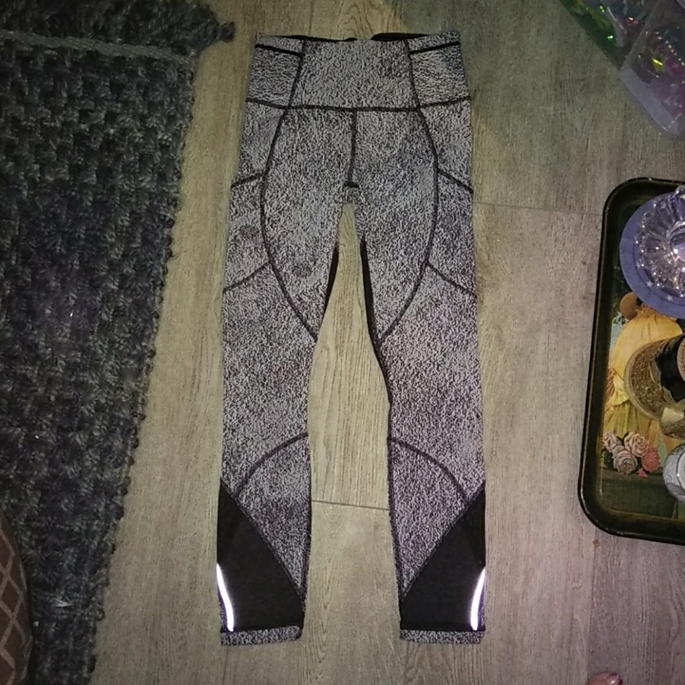 Lululemon workout pants